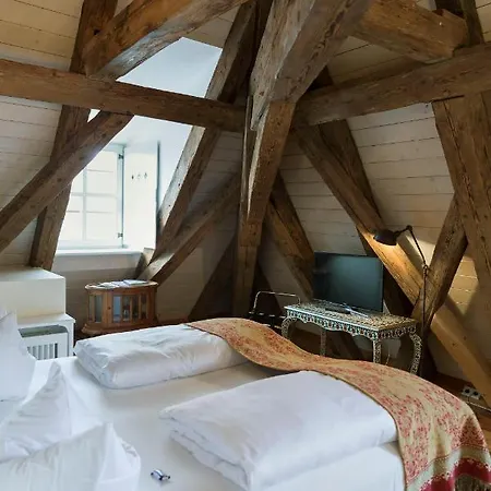 Orphee - Grosses Haus Hotel 3*