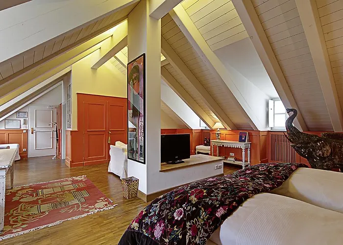 Orphée - Großes Haus