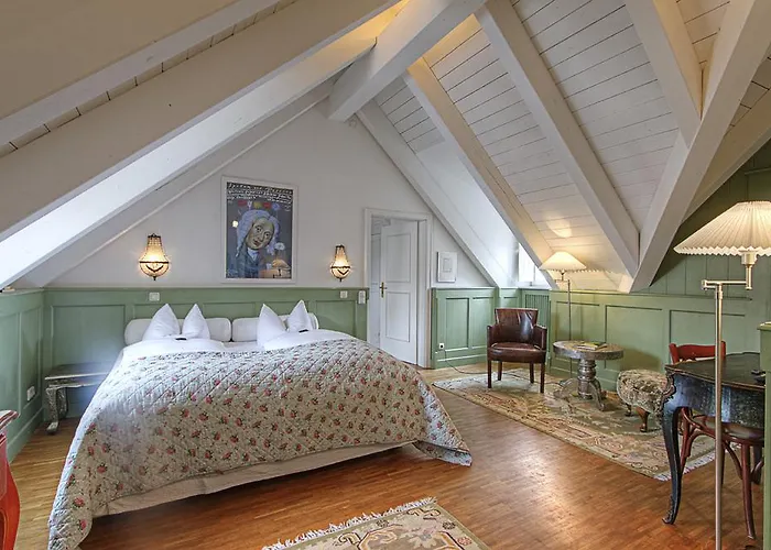 Hotel Orphée - Großes Haus