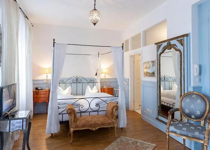 Orphée - Großes Haus 3* Ratisbona