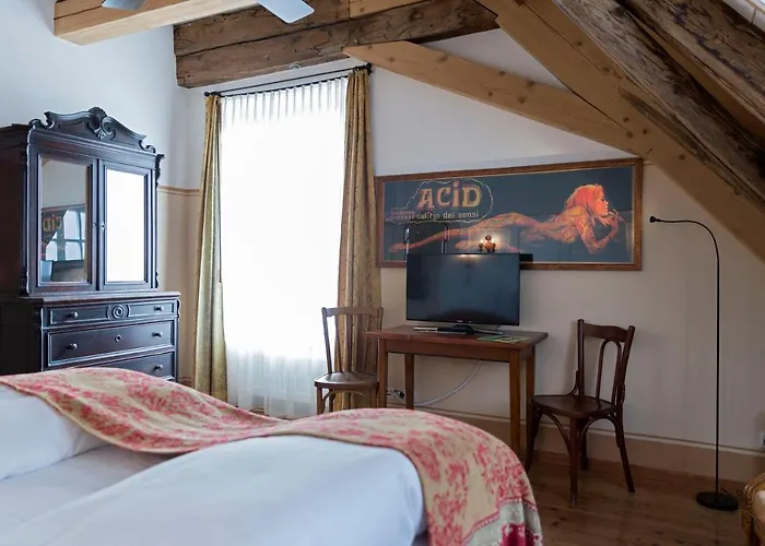 Orphée - Großes Haus 3*