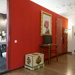 Orphée - Großes Haus Hotel 3*