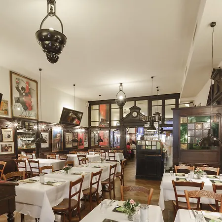 Orphee - Grosses Haus Hotel 3*