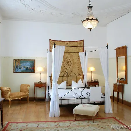 Orphee - Grosses Haus Hotell Regensburg