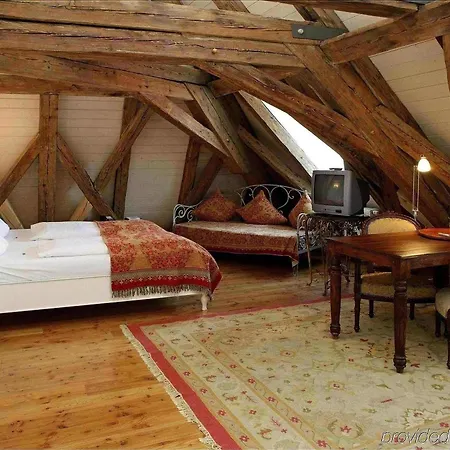 Orphee - Grosses Haus Hotell