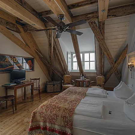Orphee - Grosses Haus Hotell