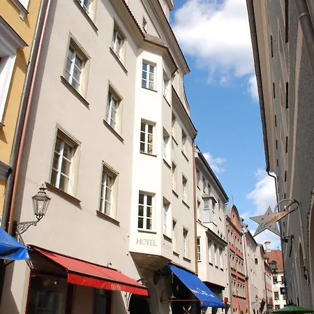 Hotell Orphee - Grosses Haus Regensburg