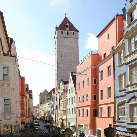 Hotell Orphee - Grosses Haus Regensburg