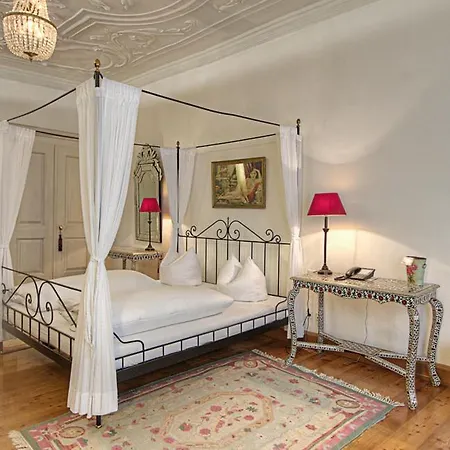 Hotel Orphee - Grosses Haus Ratyzbona