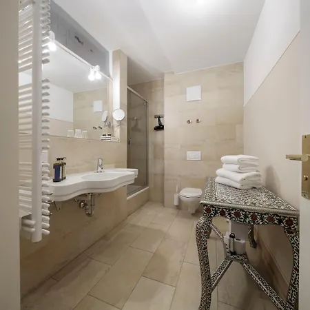 Orphee - Grosses Haus Ratyzbona