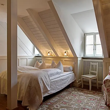 Orphee - Grosses Haus Hotell
