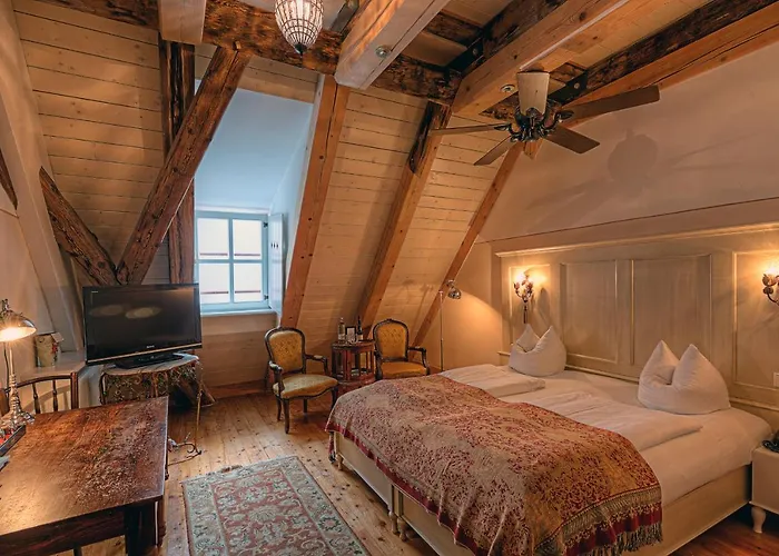 Hotel Orphée - Großes Haus