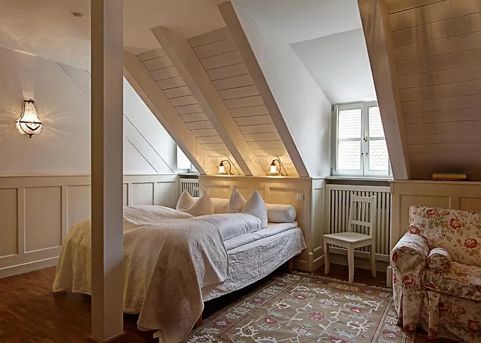 Orphée - Großes Haus Hotel